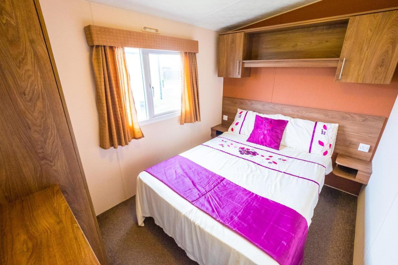 Camber Sands 3 Bedrooms Pet Friendly X2Dogs Parkdean East Sussex Luaran gambar