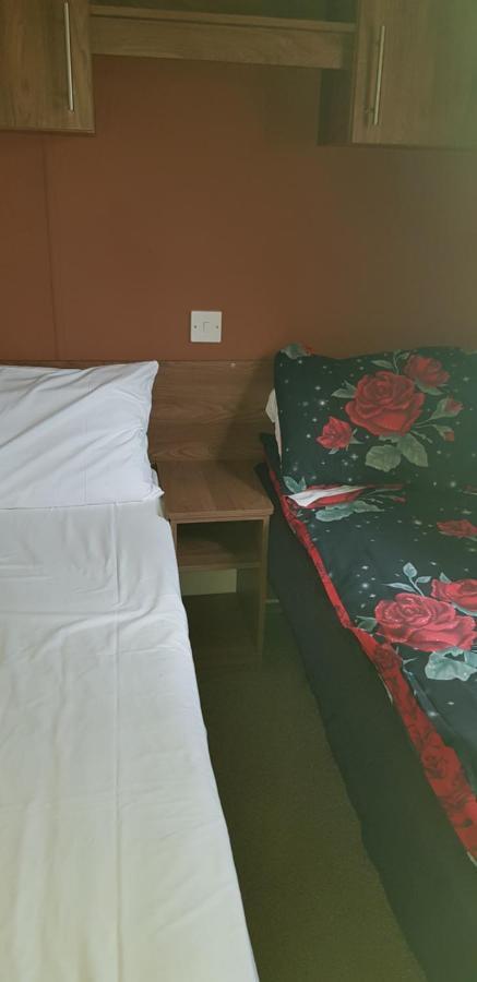Camber Sands 3 Bedrooms Pet Friendly X2Dogs Parkdean East Sussex Luaran gambar
